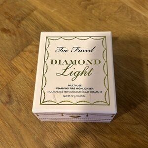 Too faced Diamond Light highlighter